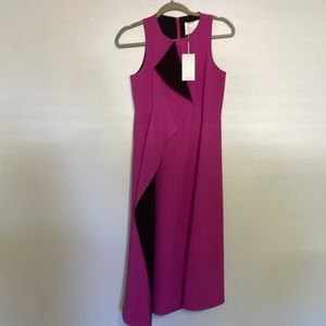 Beautifully designed. Fitted. Flows with perfection. With or without belt